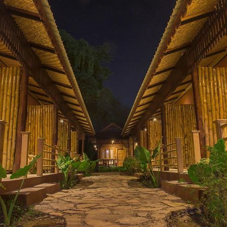 Tai House Resort Hsipaw Bilik gambar